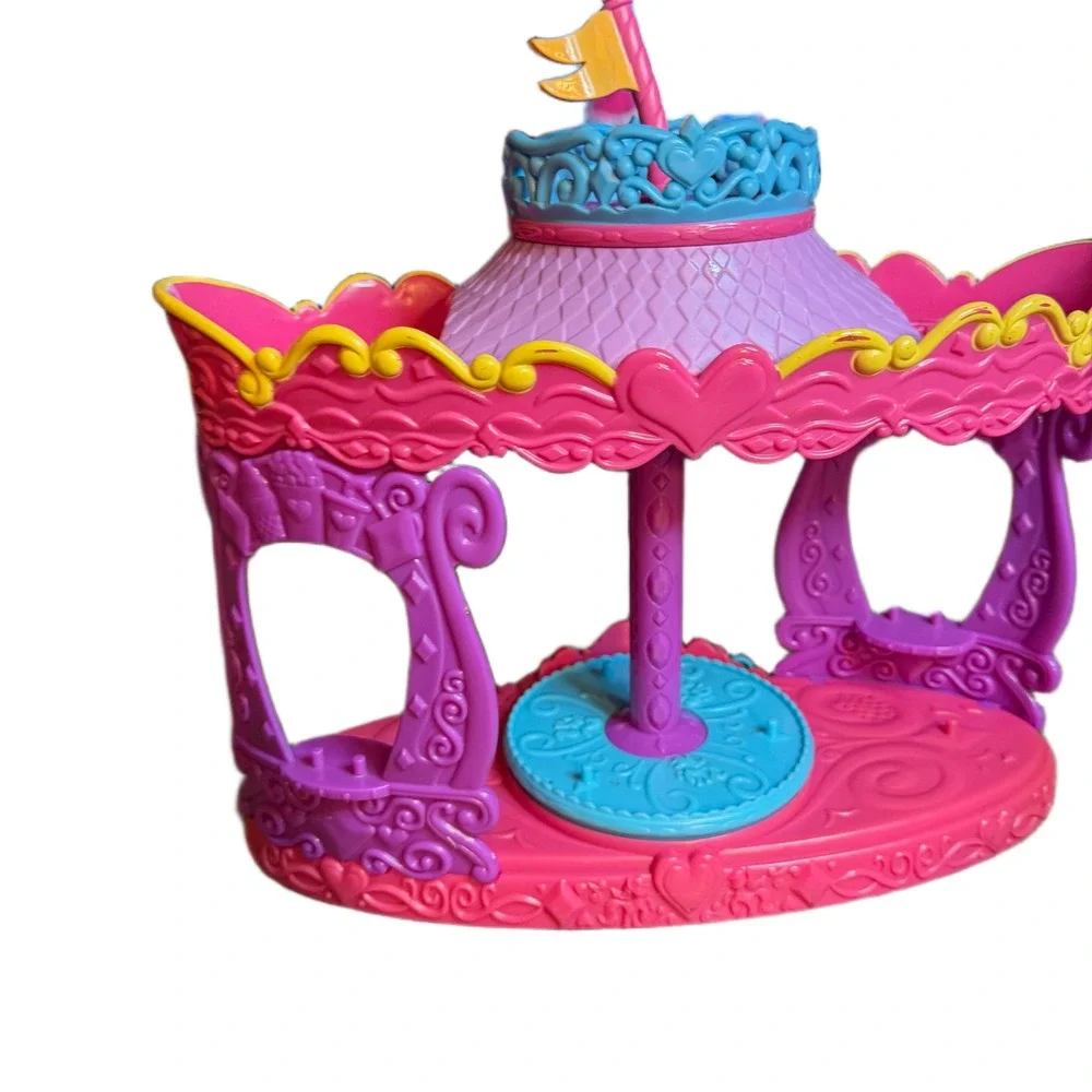 Hasbro My Little Pony Rarity Carousel Boutique Playset 2010 Pink Purple Toy